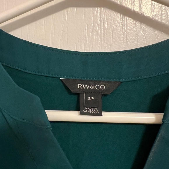 RW&CO tank top - Picture 2 of 4